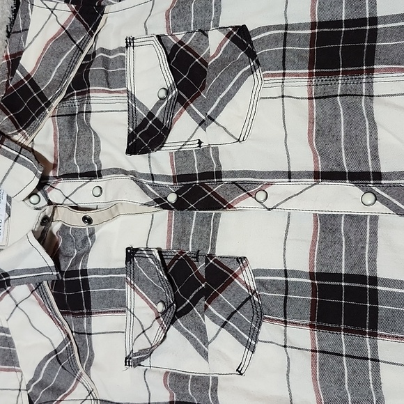 BKE STANDARD FIT FLANNEL PLAID PEARL SNAP-BUTTON LONG-SLEEVED SHIRT - Picture 3 of 14